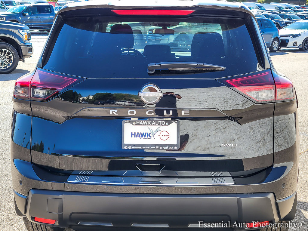 2026 Nissan Rogue SV photo 3