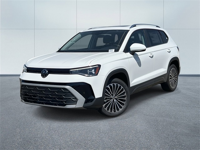 2025 Volkswagen Taos SE's photo