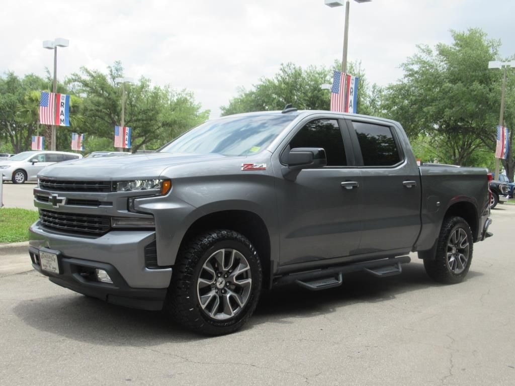 2022 Chevrolet Silverado 1500 RST photo 3