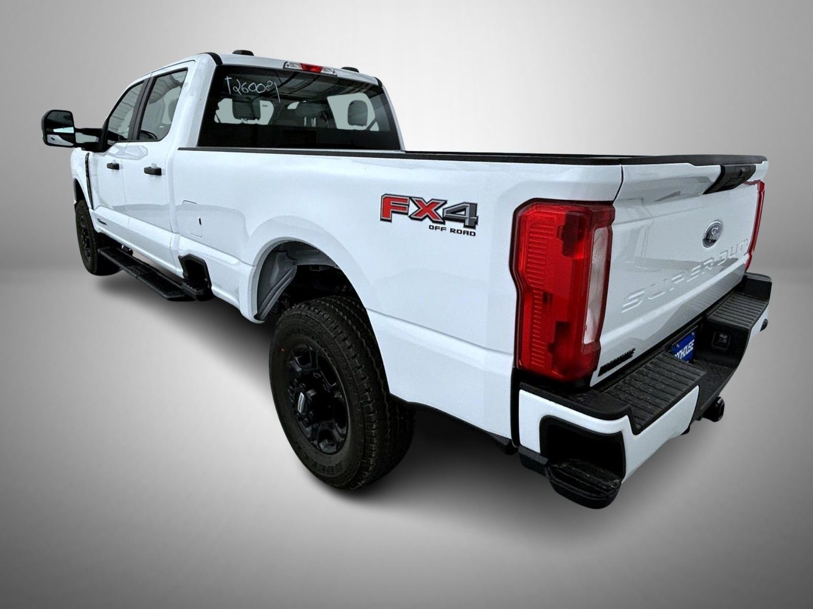2026 Ford F-350 photo 7