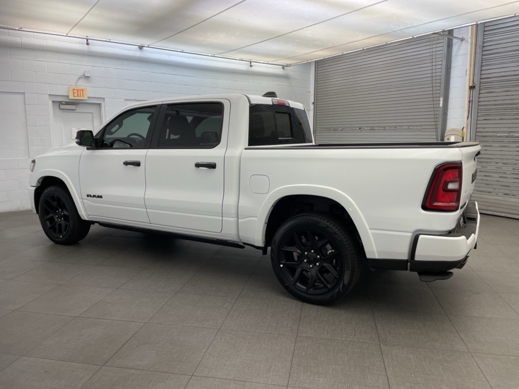 2025 Ram 1500 Laramie photo 3