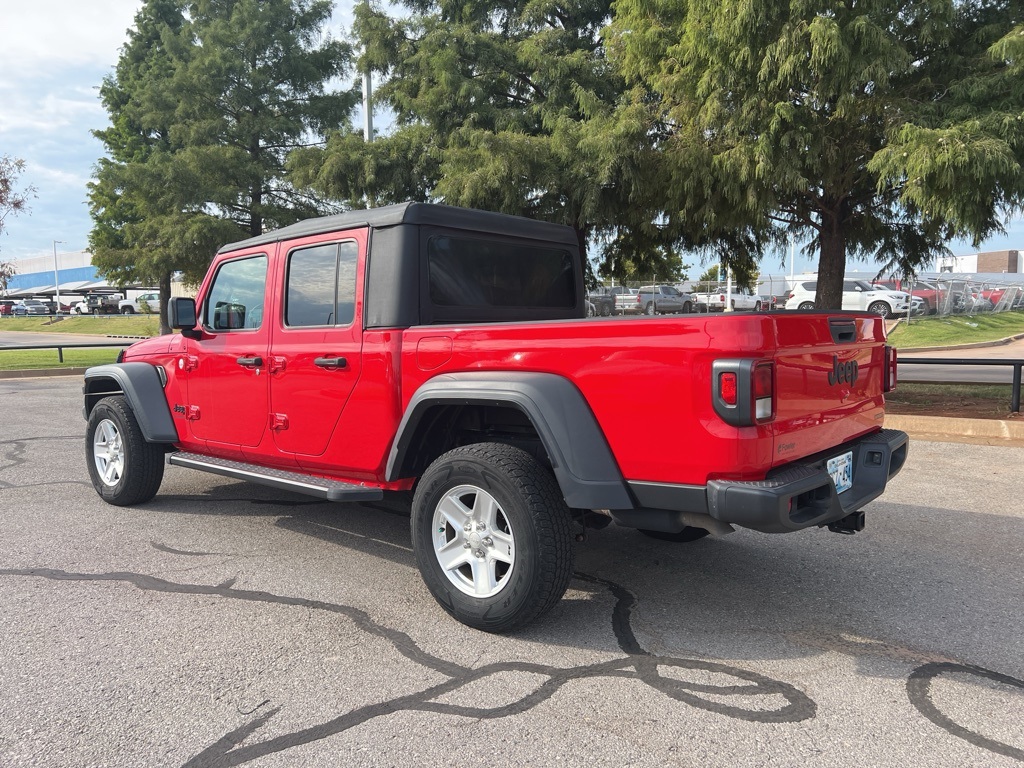 2020 Jeep Gladiator Sport photo 2