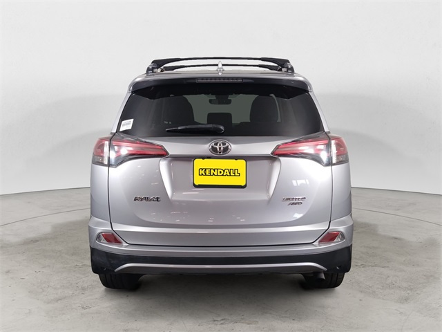 2018 Toyota RAV4 Limited photo 4