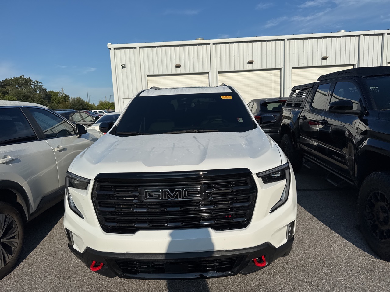 2024 Gmc Acadia AT4 photo 2