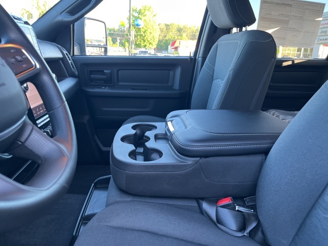 2025 Ram 2500 Tradesman photo 8