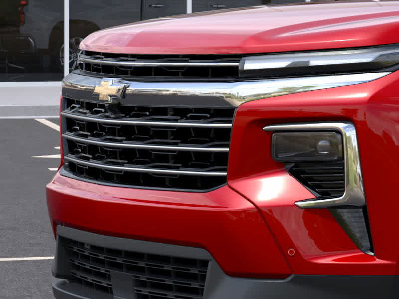 2025 Chevrolet Traverse photo 13