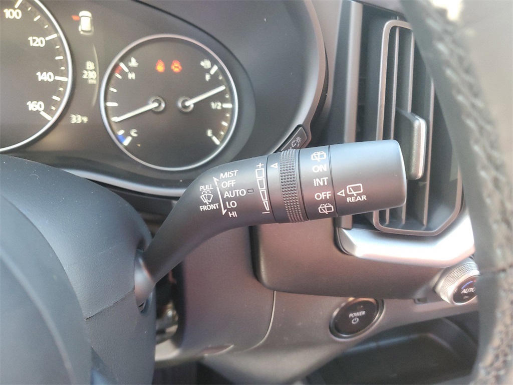 2025 Mazda CX-50 Premium photo 18