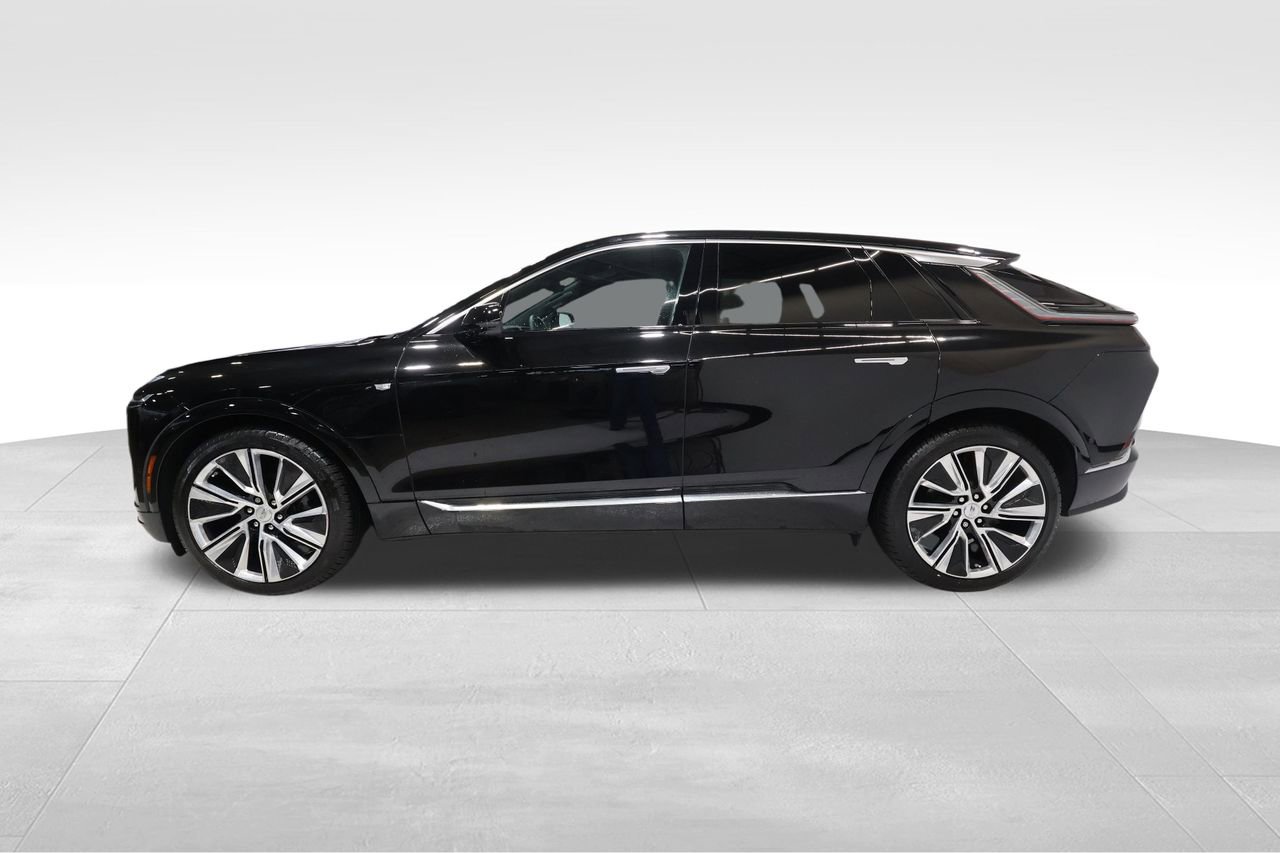 2024 Cadillac LYRIQ Luxury 3's photo