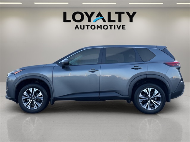 2023 Nissan Rogue SV photo 2