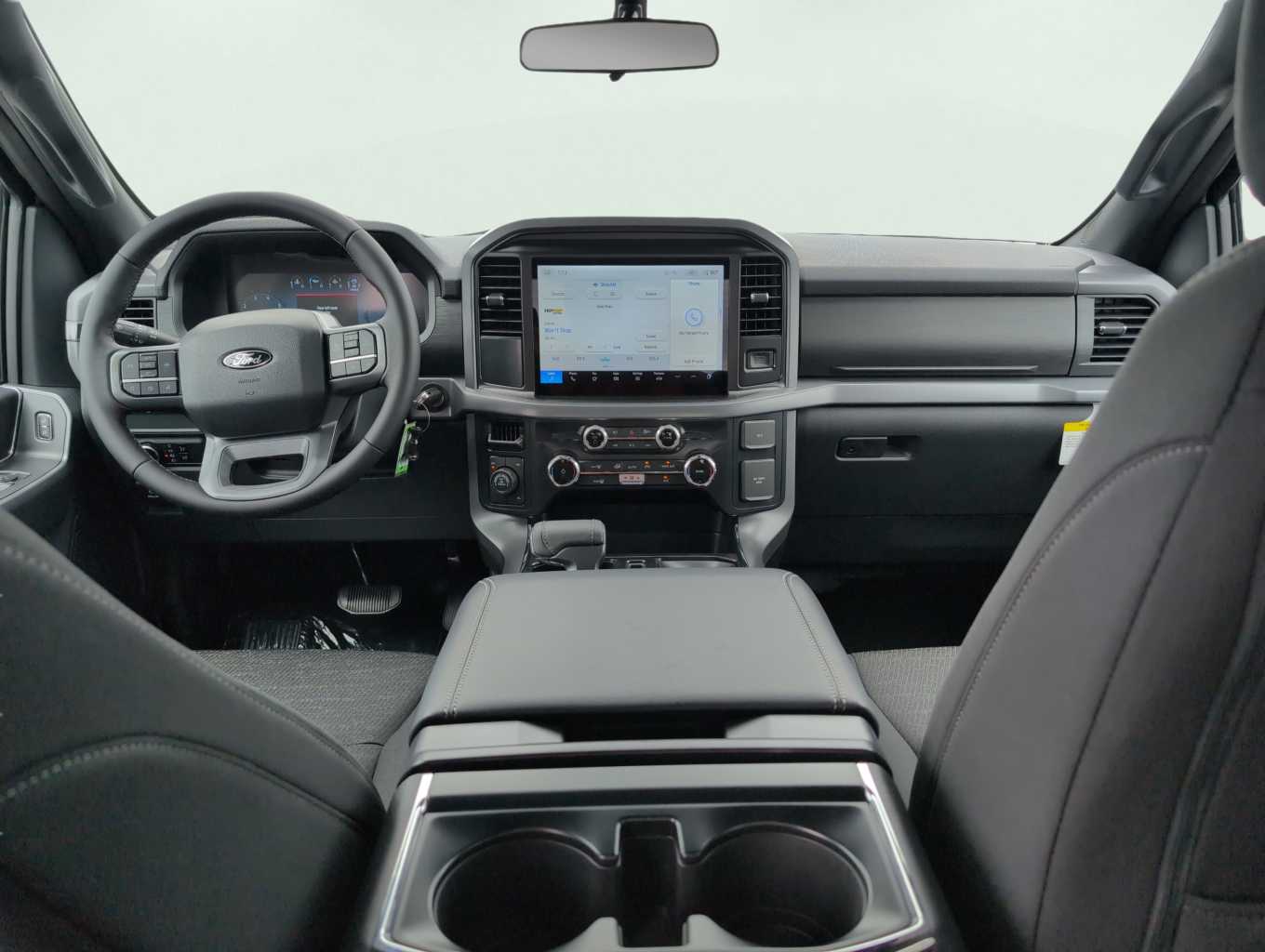 2025 Ford F-150 XLT photo 10