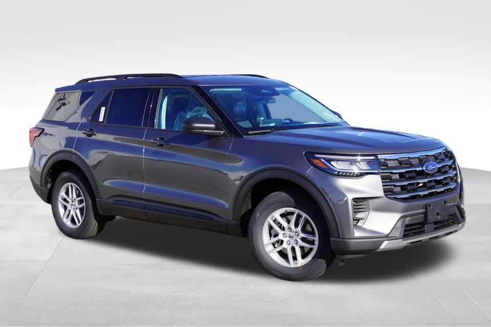 2026 Ford Explorer Active's photo