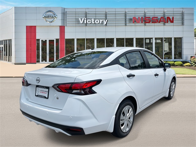 2025 Nissan Versa 1.6 S photo 3