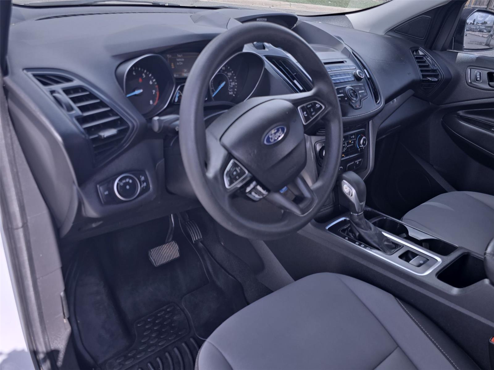2018 Ford Escape S photo 10