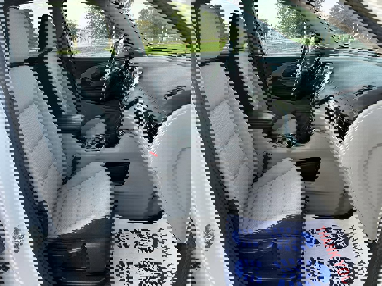 2023 Gmc Terrain SLE photo 27