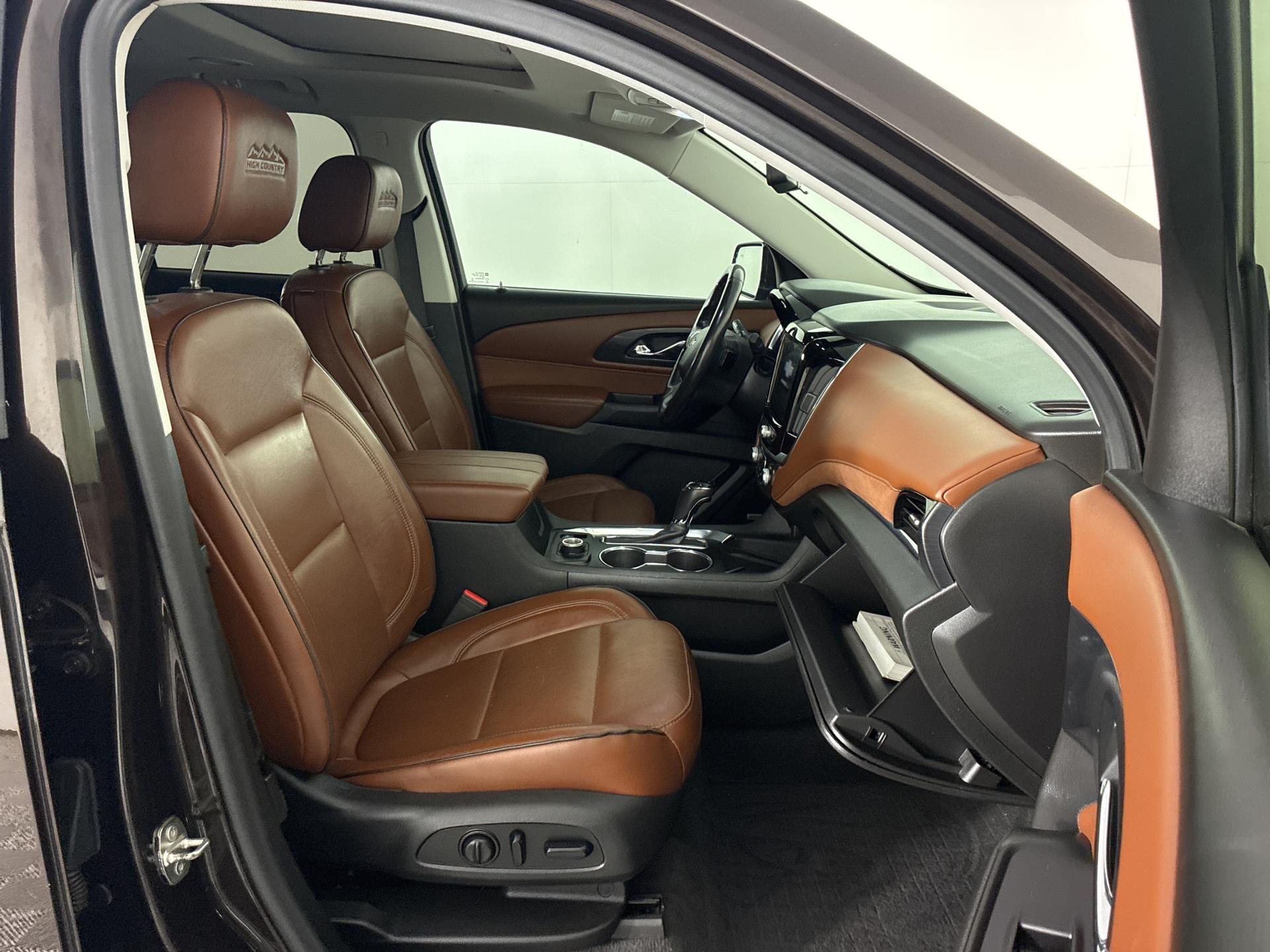 2018 Chevrolet Traverse High Country photo 16