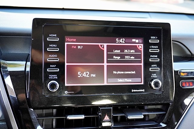 2024 Toyota Camry SE photo 22
