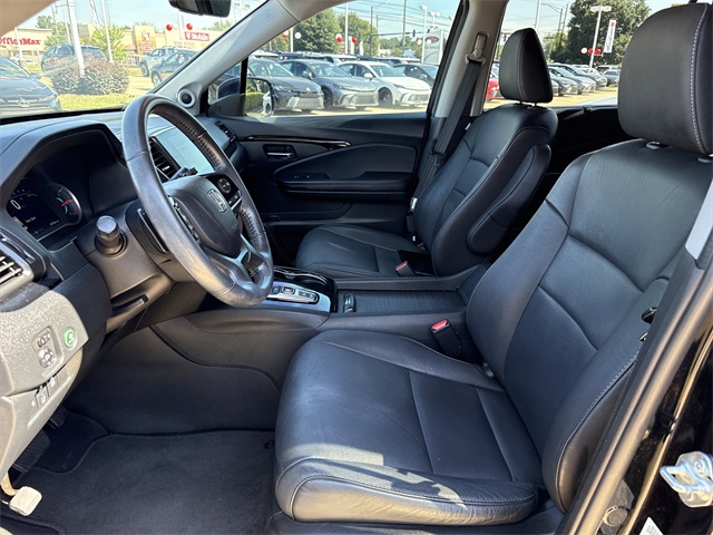 2021 Honda Pilot Touring photo 11