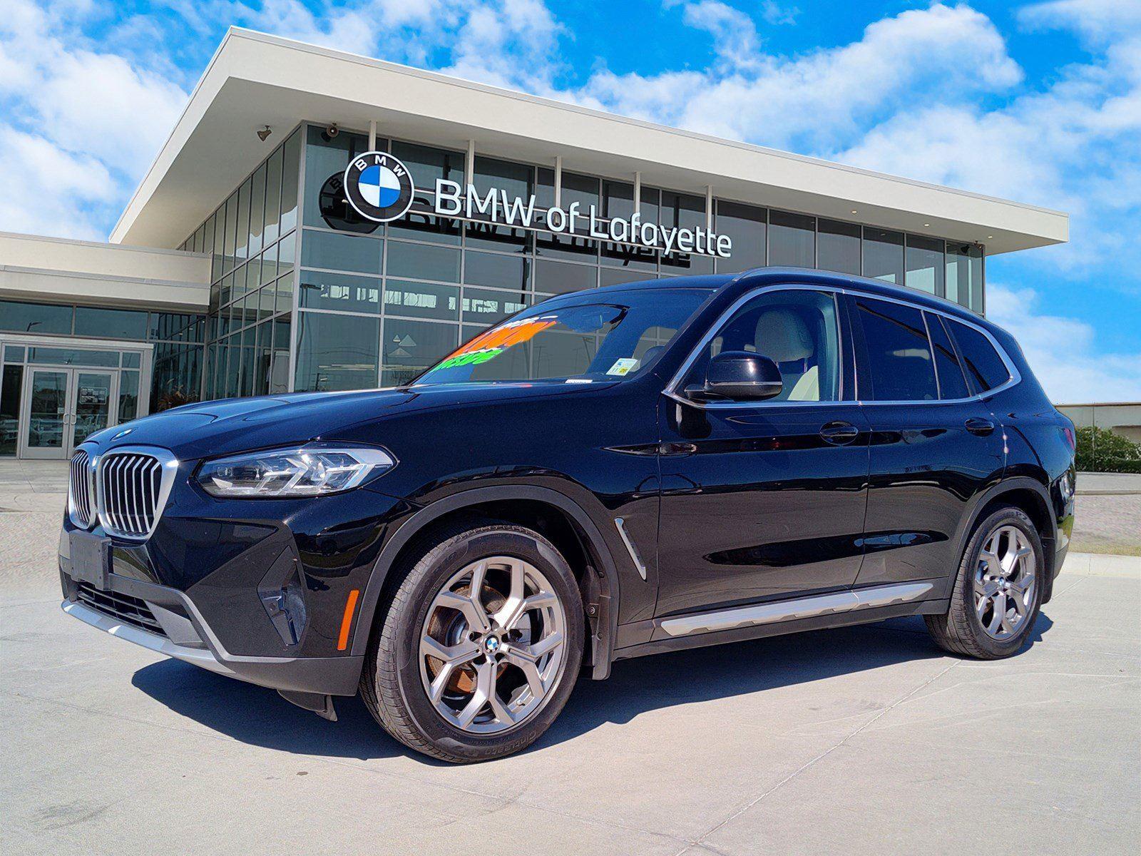 2022 BMW X3 30i's photo