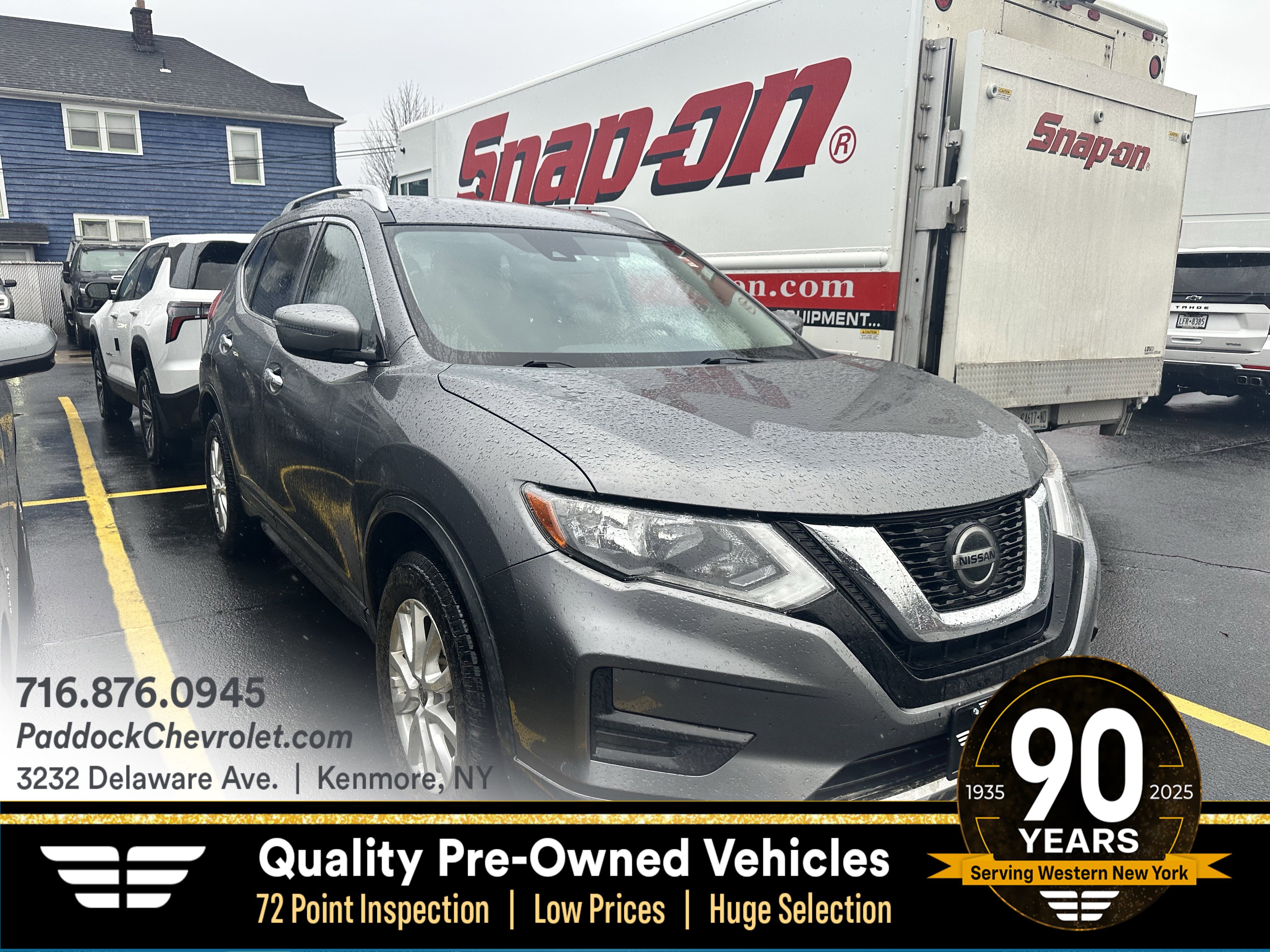 2019 Nissan Rogue SV's photo