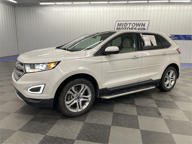 2015 Ford Edge Titanium's photo