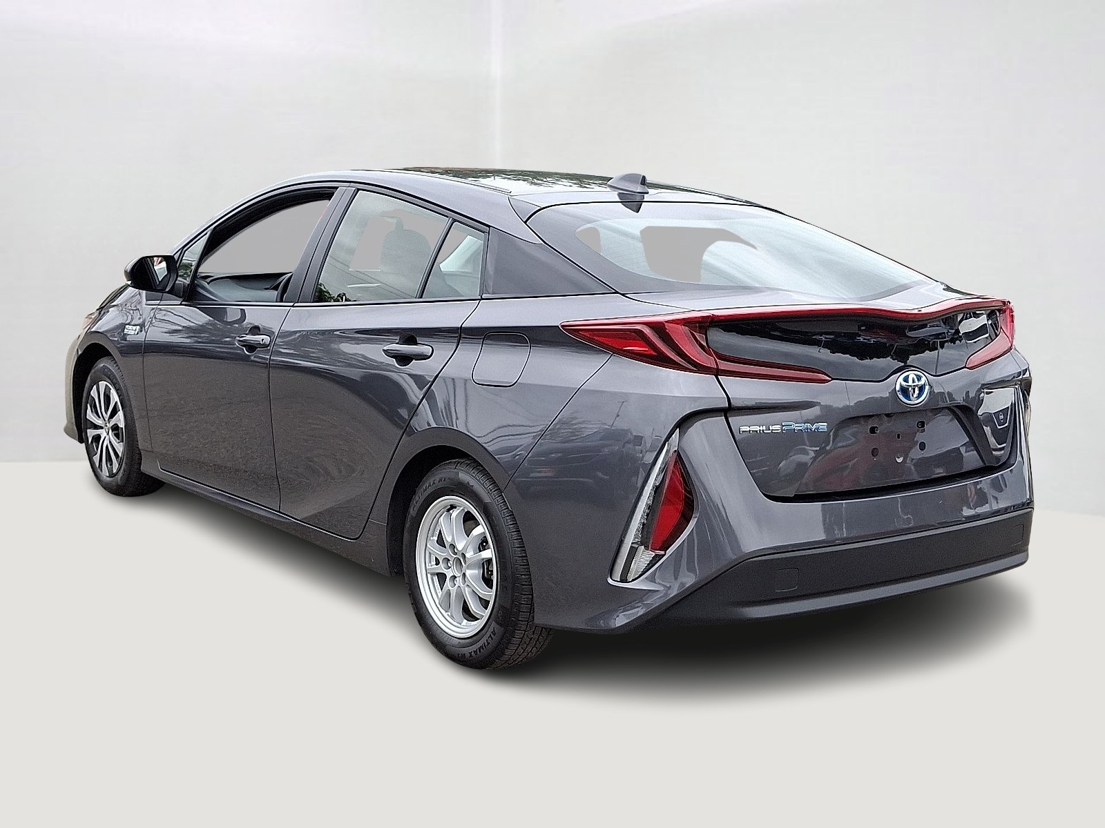 2022 Toyota Prius Prime LE photo 7