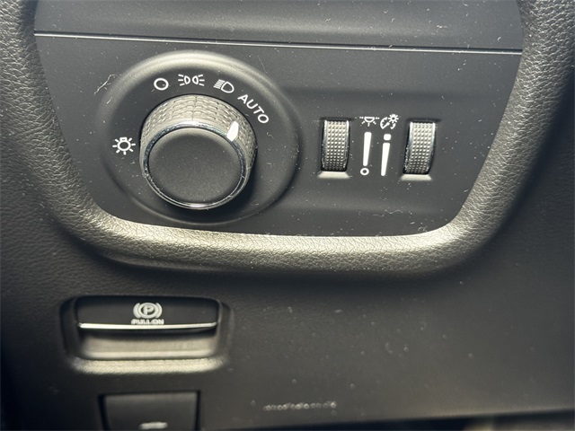 2022 Jeep Grand Cherokee Laredo photo 26
