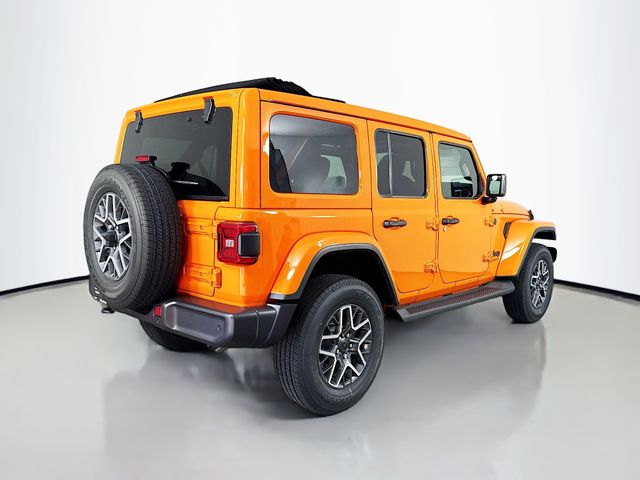2025 Jeep Wrangler Sahara photo 7