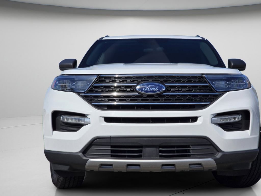 2023 Ford Explorer XLT photo 4