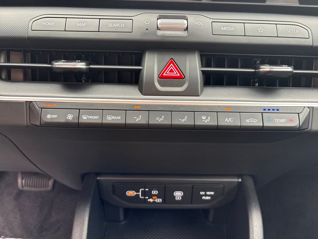 2025 Kia K4 LXS photo 20