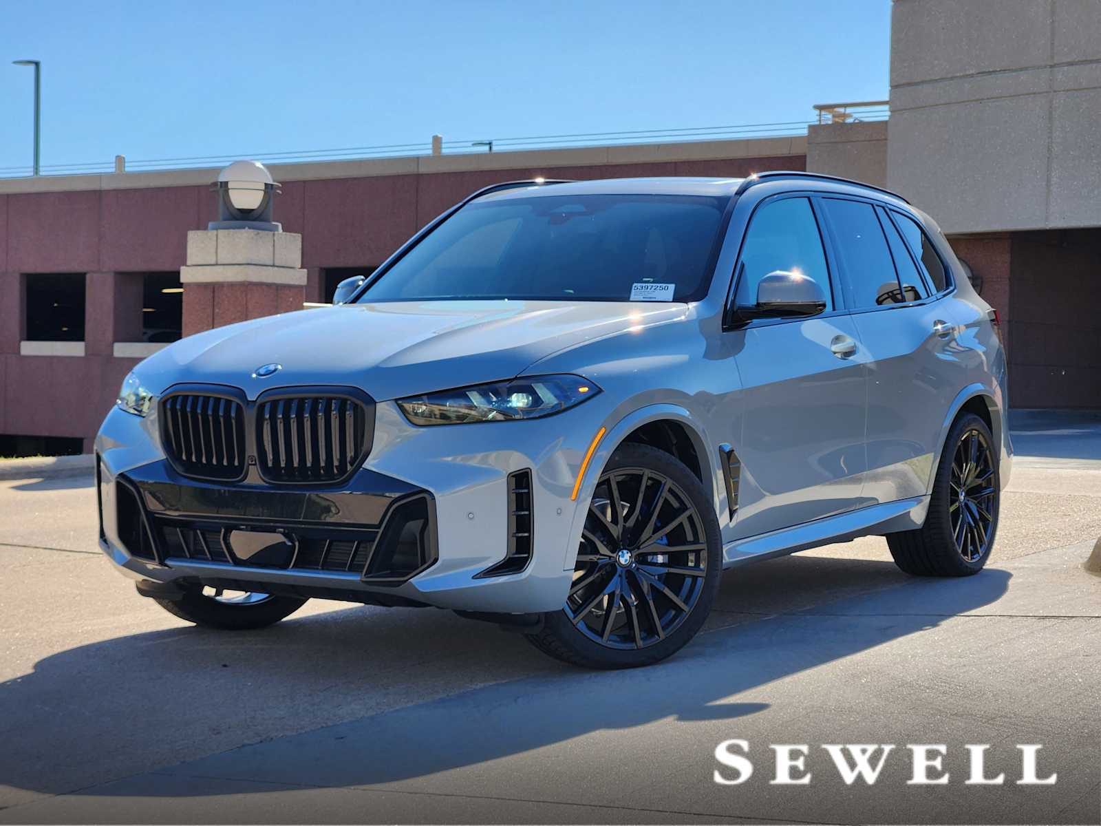 2026 BMW X5 40i's photo