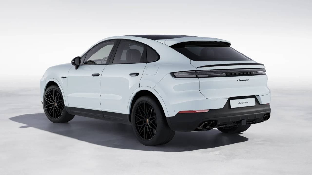 2026 Porsche Cayenne S E-Hybrid Coupe photo 2