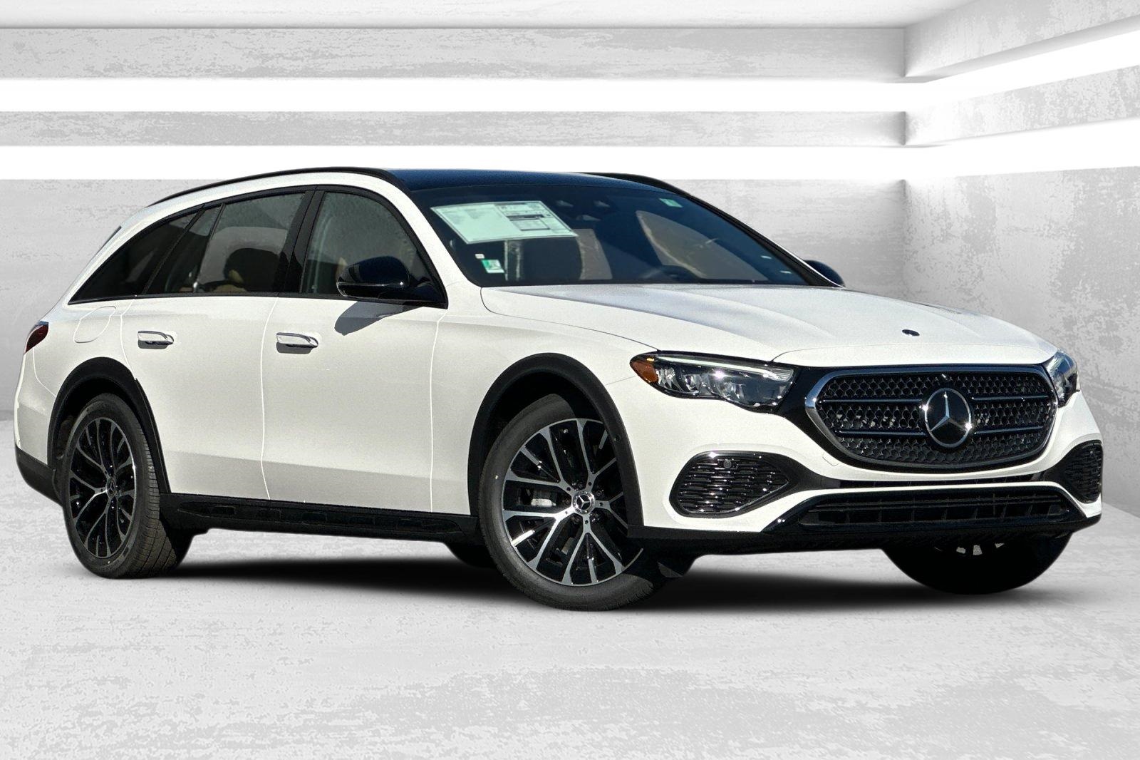 2025 Mercedes-Benz E-Class E450 All-Terrain's photo