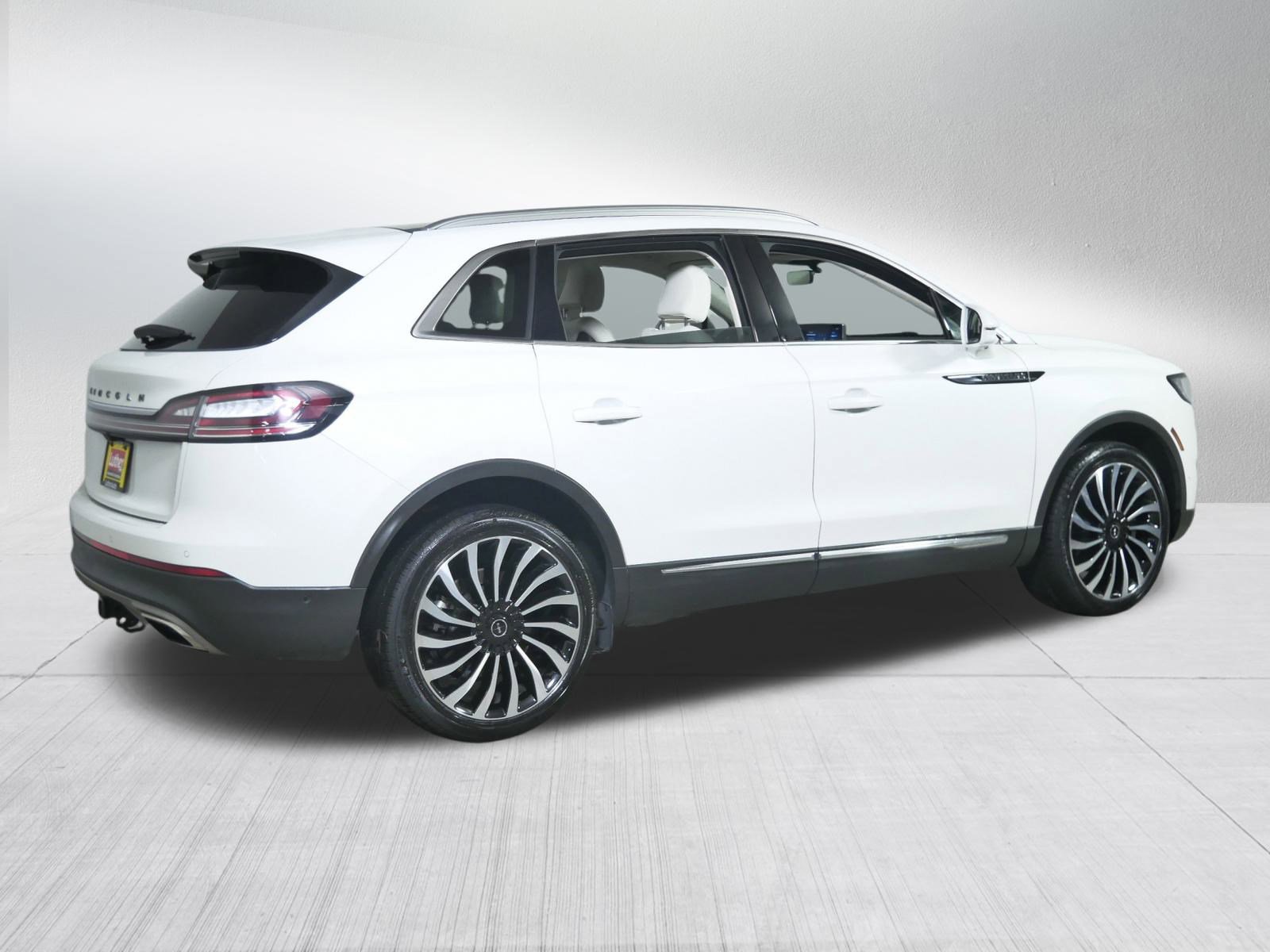 2022 Lincoln Nautilus Black Label photo 7