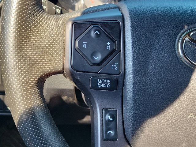 2022 Toyota Tacoma V6 photo 21