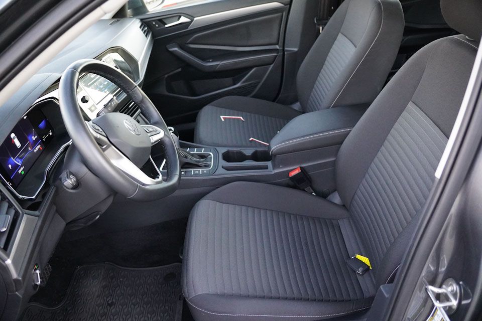2023 Volkswagen Jetta 1.5T S photo 4