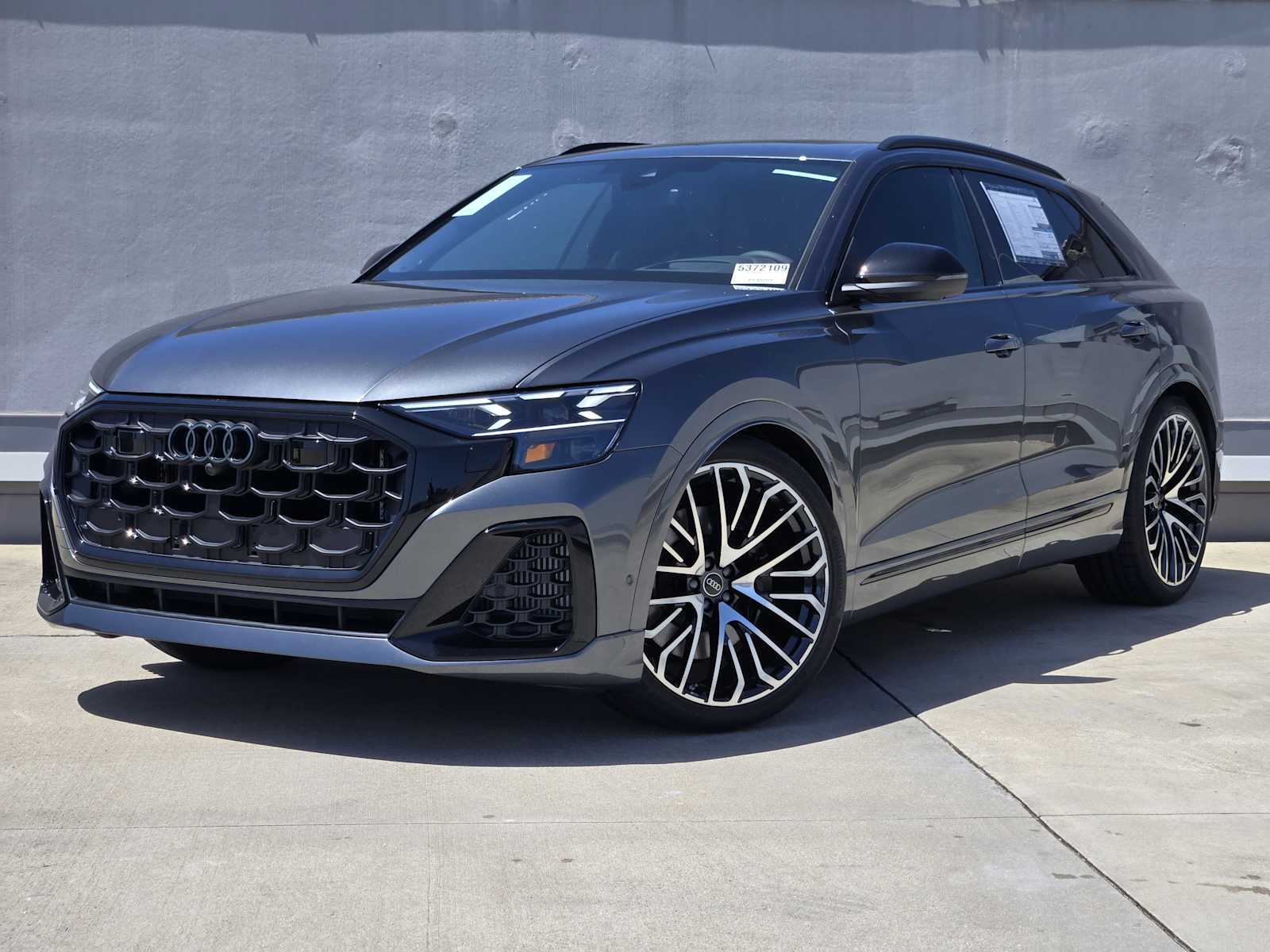 2025 Audi SQ8 Prestige