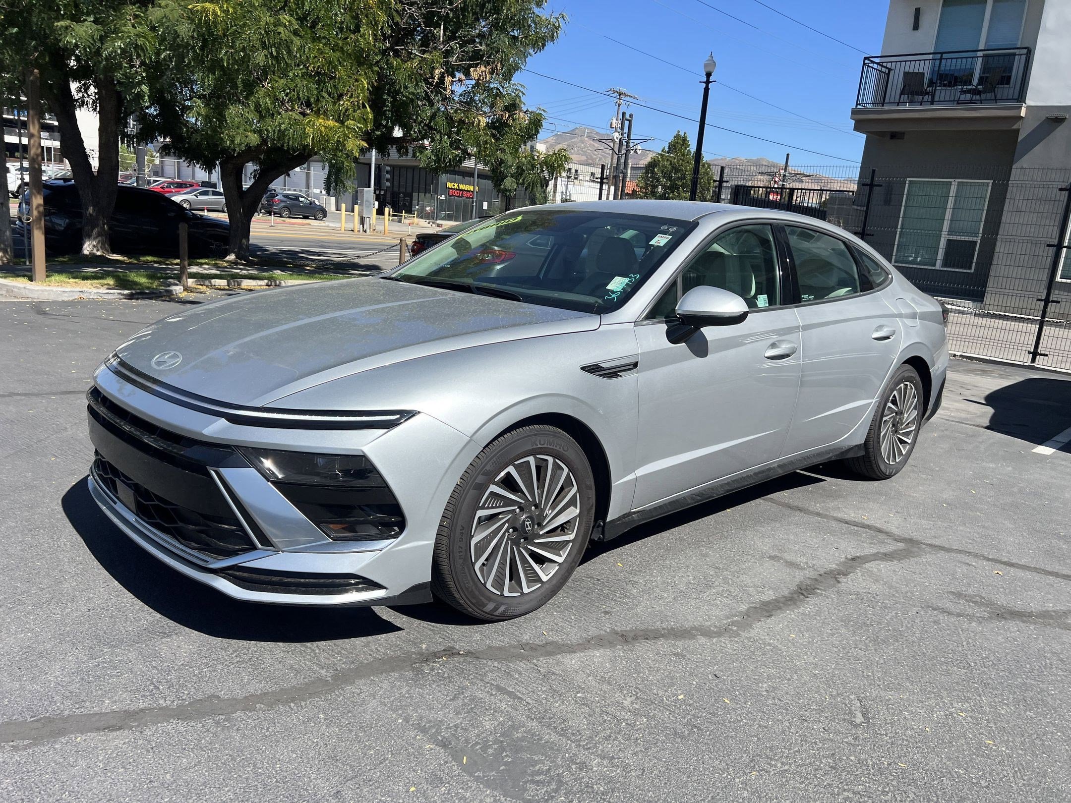 2025 Hyundai Sonata Hybrid SEL photo 6