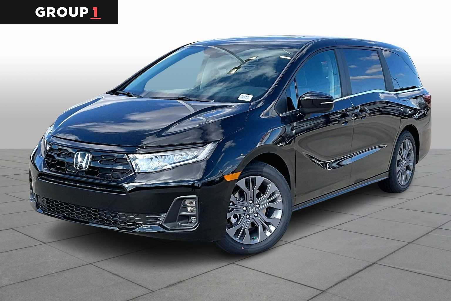 2026 Honda Odyssey Touring's photo