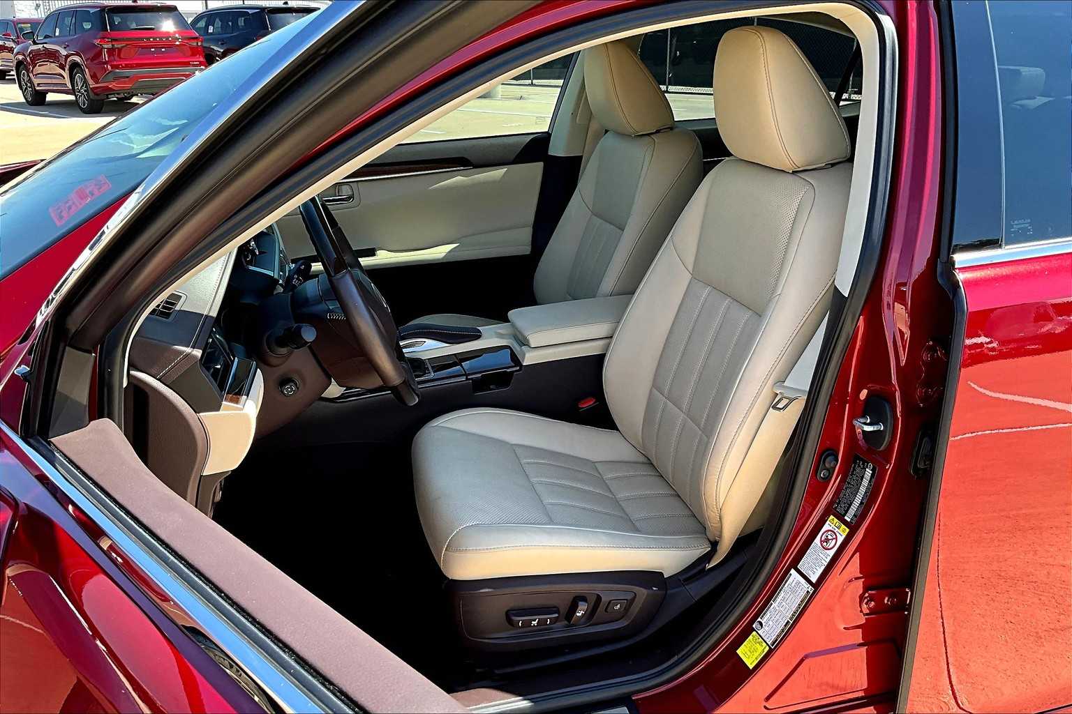 2017 Lexus ES 350 photo 7