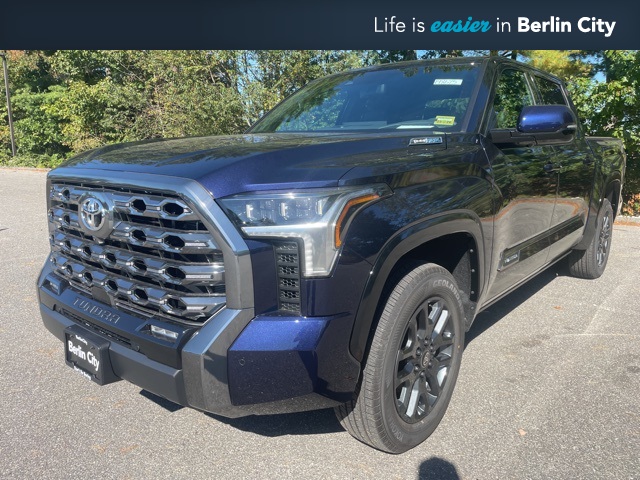 2026 Toyota Tundra Platinum's photo