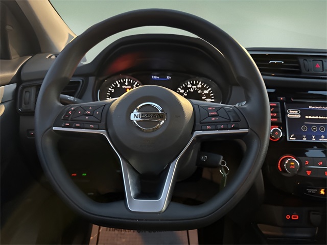 2020 Nissan Rogue Sport S photo 13