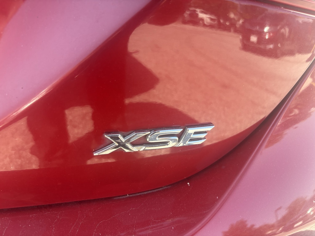 2020 Toyota Camry XSE photo 10