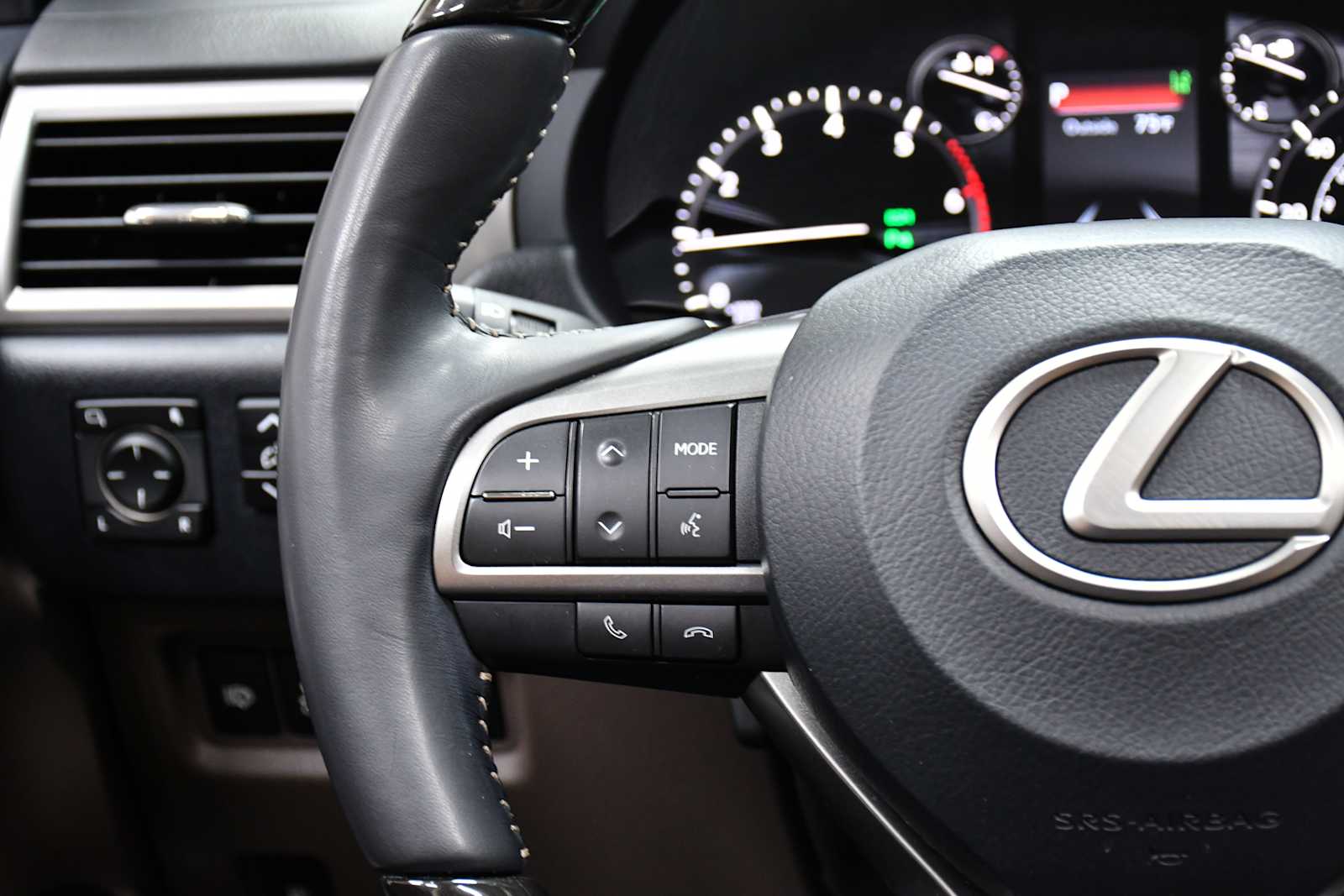 2023 Lexus GX 460 Luxury photo 16