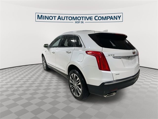 2017 Cadillac XT5 Premium Luxury photo 3