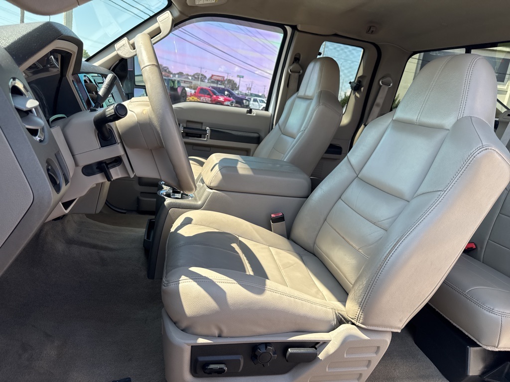 2008 Ford F-250 photo 28