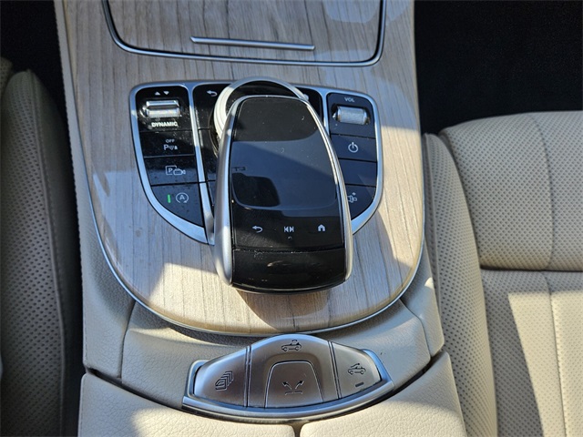 2022 Mercedes Benz E 450 photo 21