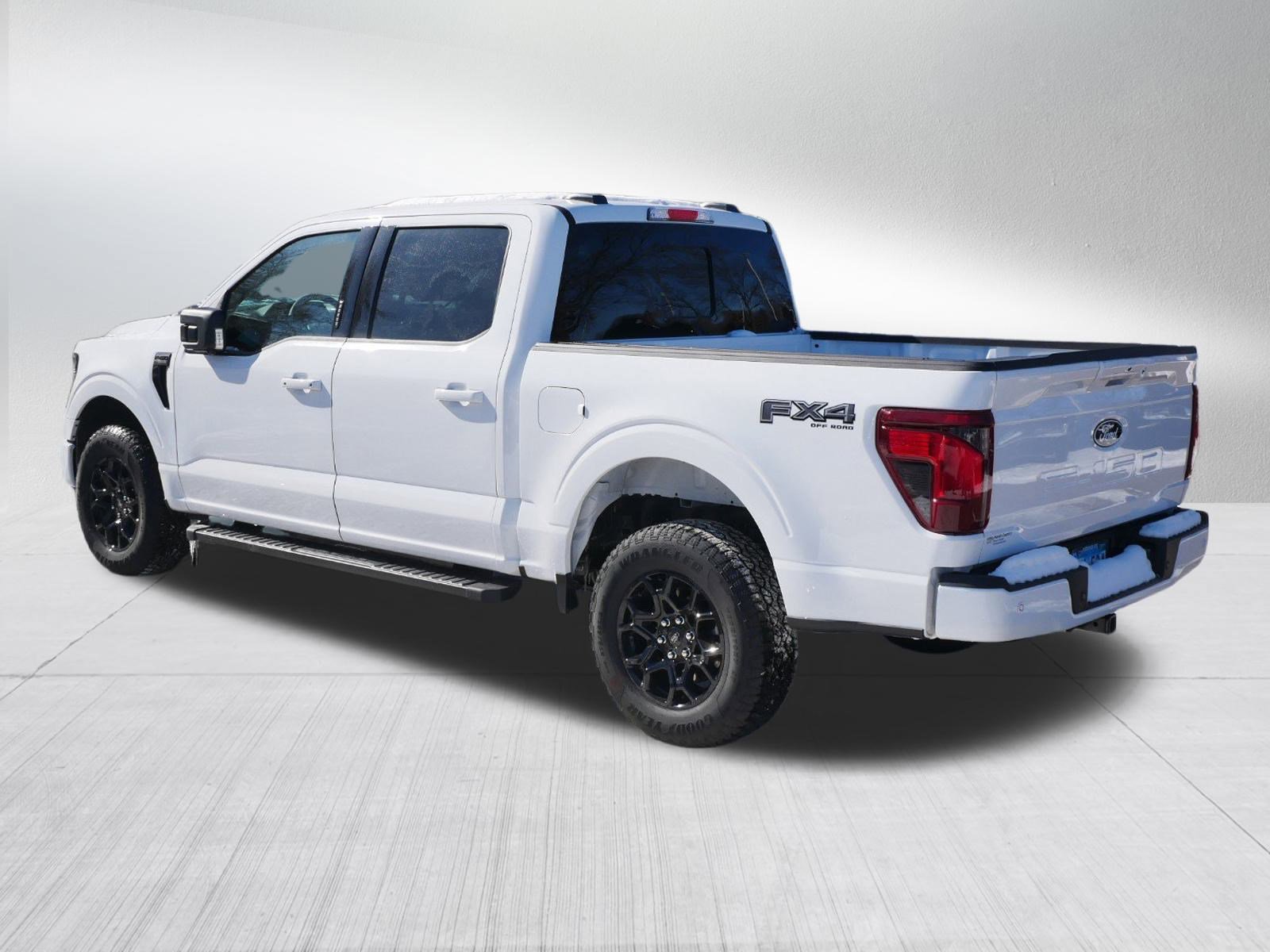 2024 Ford F-150 XLT photo 4