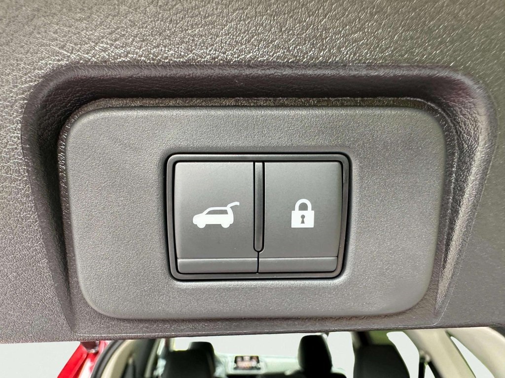2026 Nissan Rogue SV photo 16