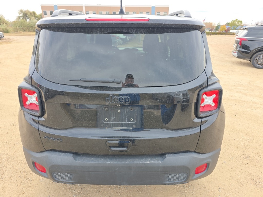 2020 Jeep Renegade Altitude photo 4