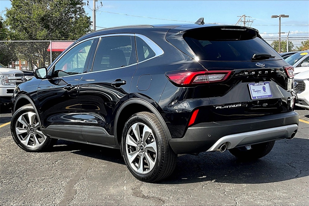 2024 Ford Escape Platinum photo 3